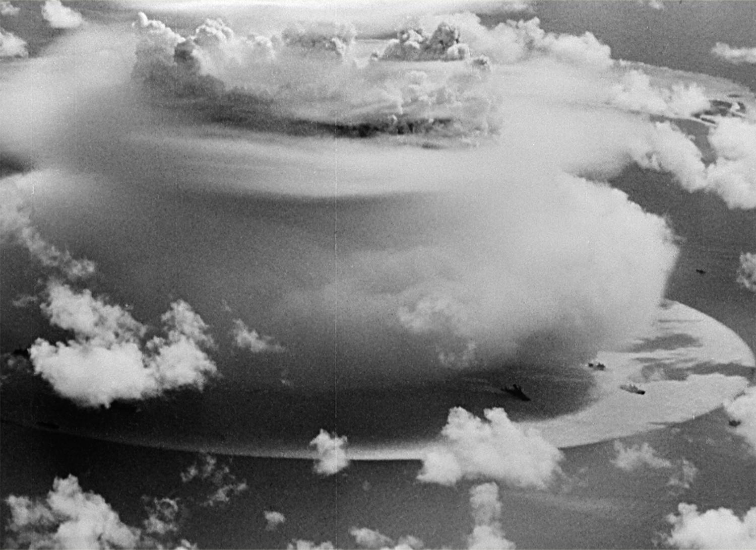 https://www.moma.org/media/W1siZiIsIjM0MDcyNSJdLFsicCIsImNvbnZlcnQiLCItcXVhbGl0eSA5MCAtcmVzaXplIDIwMDB4MjAwMFx1MDAzZSJdXQ.jpg